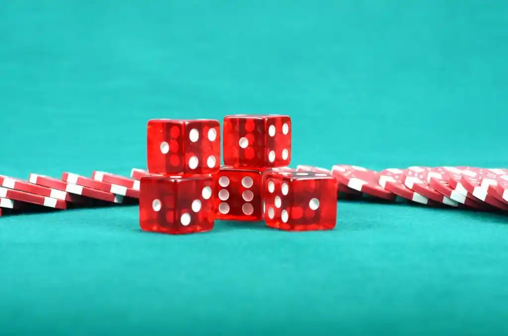 Koleksi slot online dengan berbagai tema di mami138